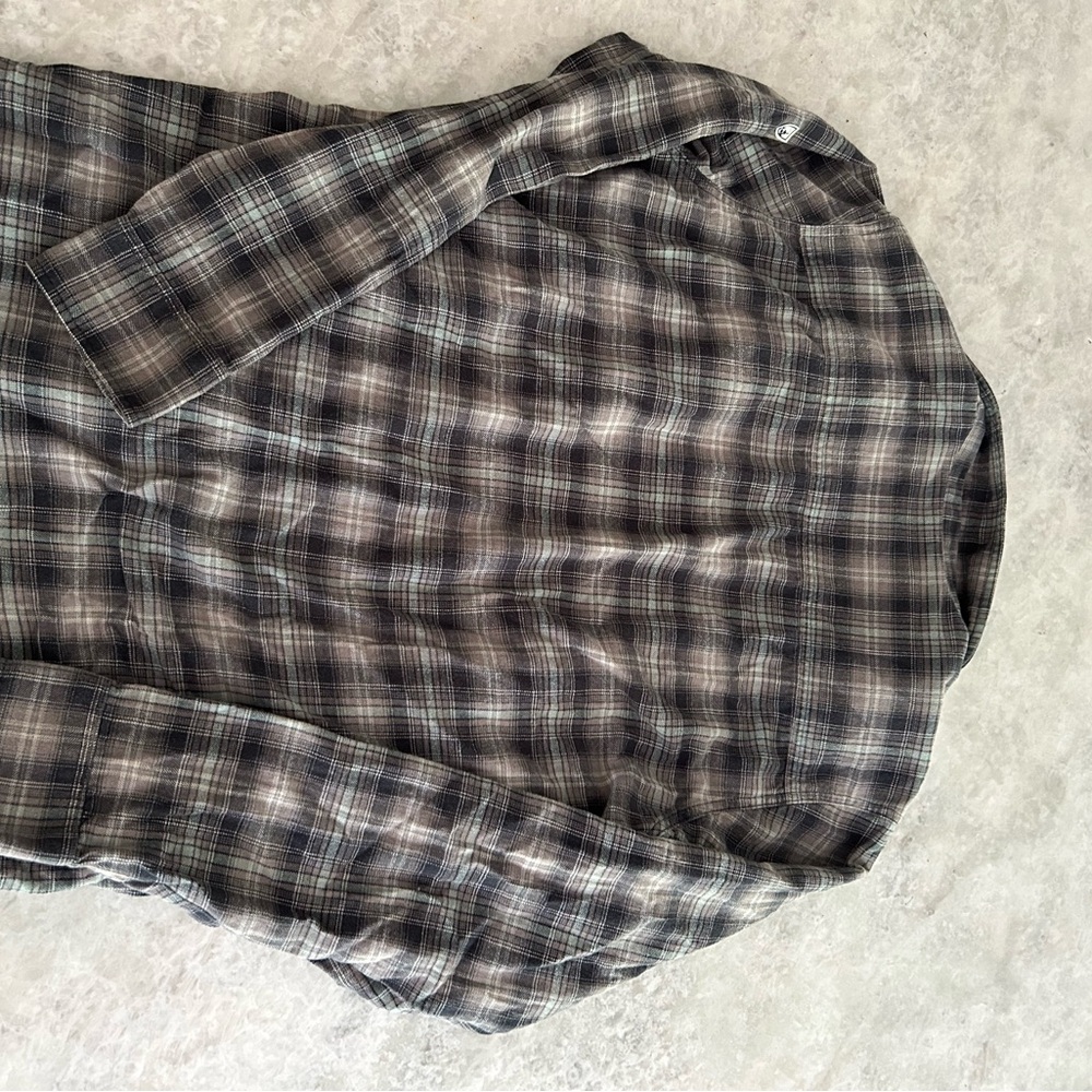 Kuhl long sleeve shirt size medium ... worn 2 times